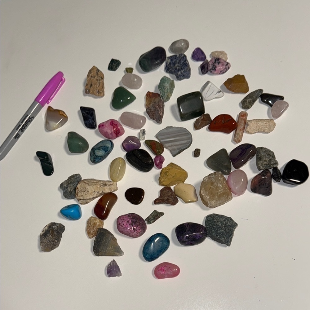 *SOLD* Assorted Colorful Gemstone and Rock Collection - Picture 1 of 3